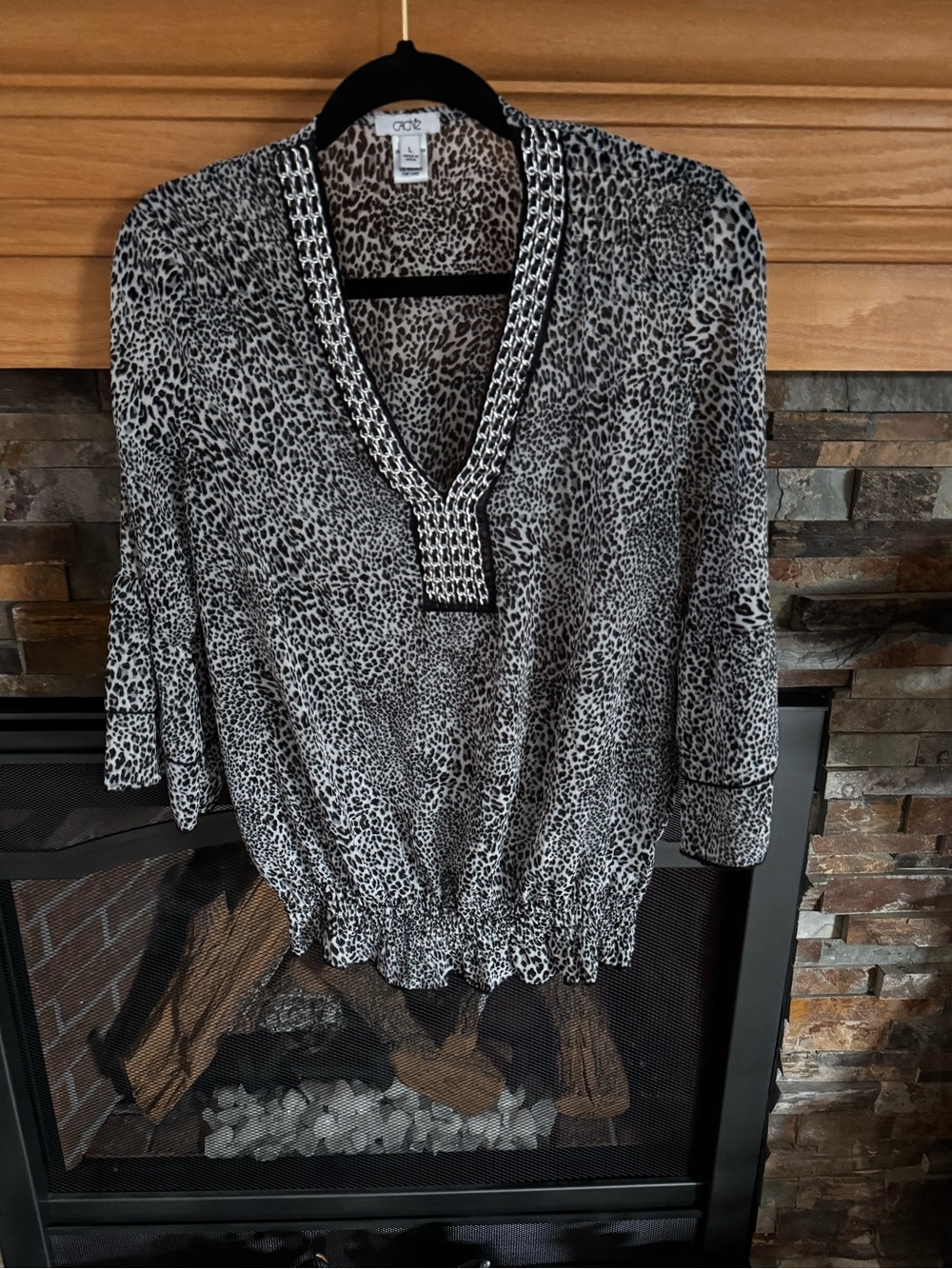 Cache Black & White Leopard-Print V-Neck Blouse